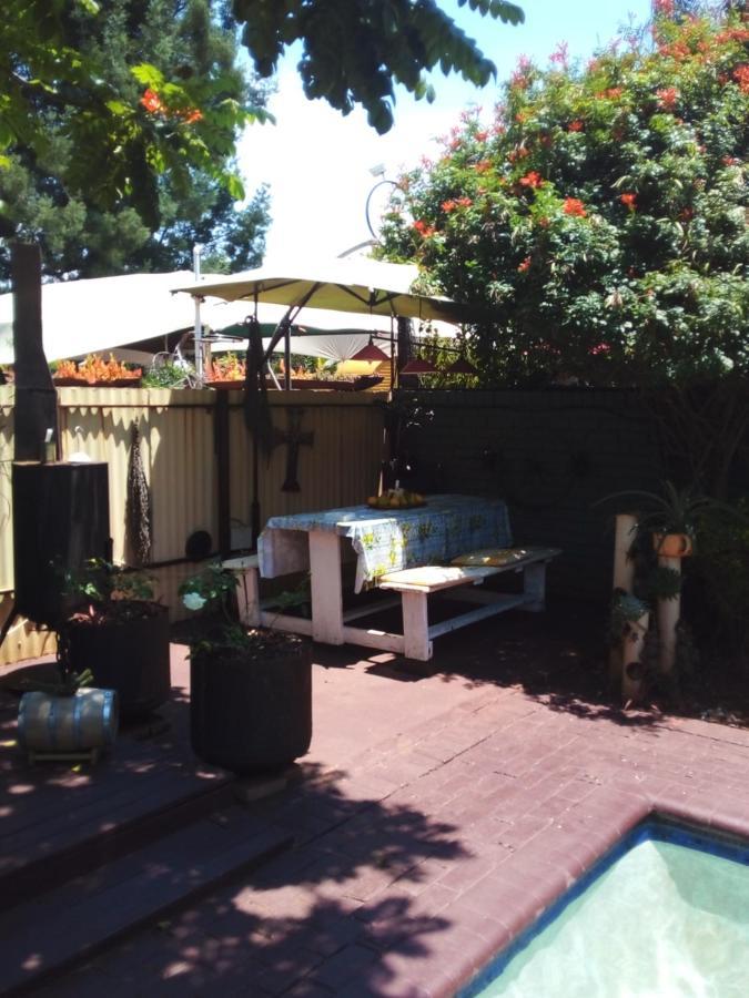 Africas Eden Guesthouse Mookgophong Eksteriør bilde