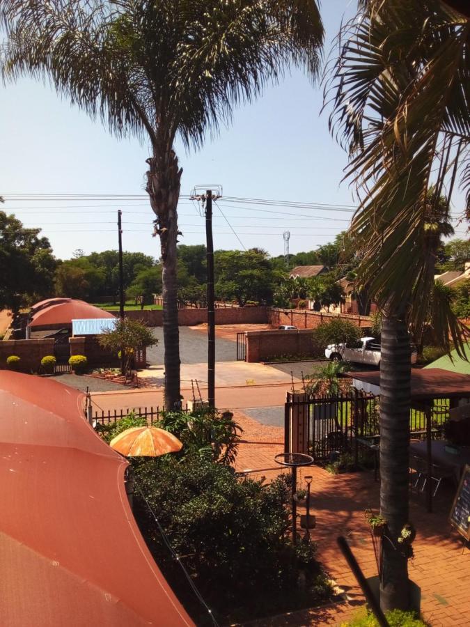 Africas Eden Guesthouse Mookgophong Eksteriør bilde