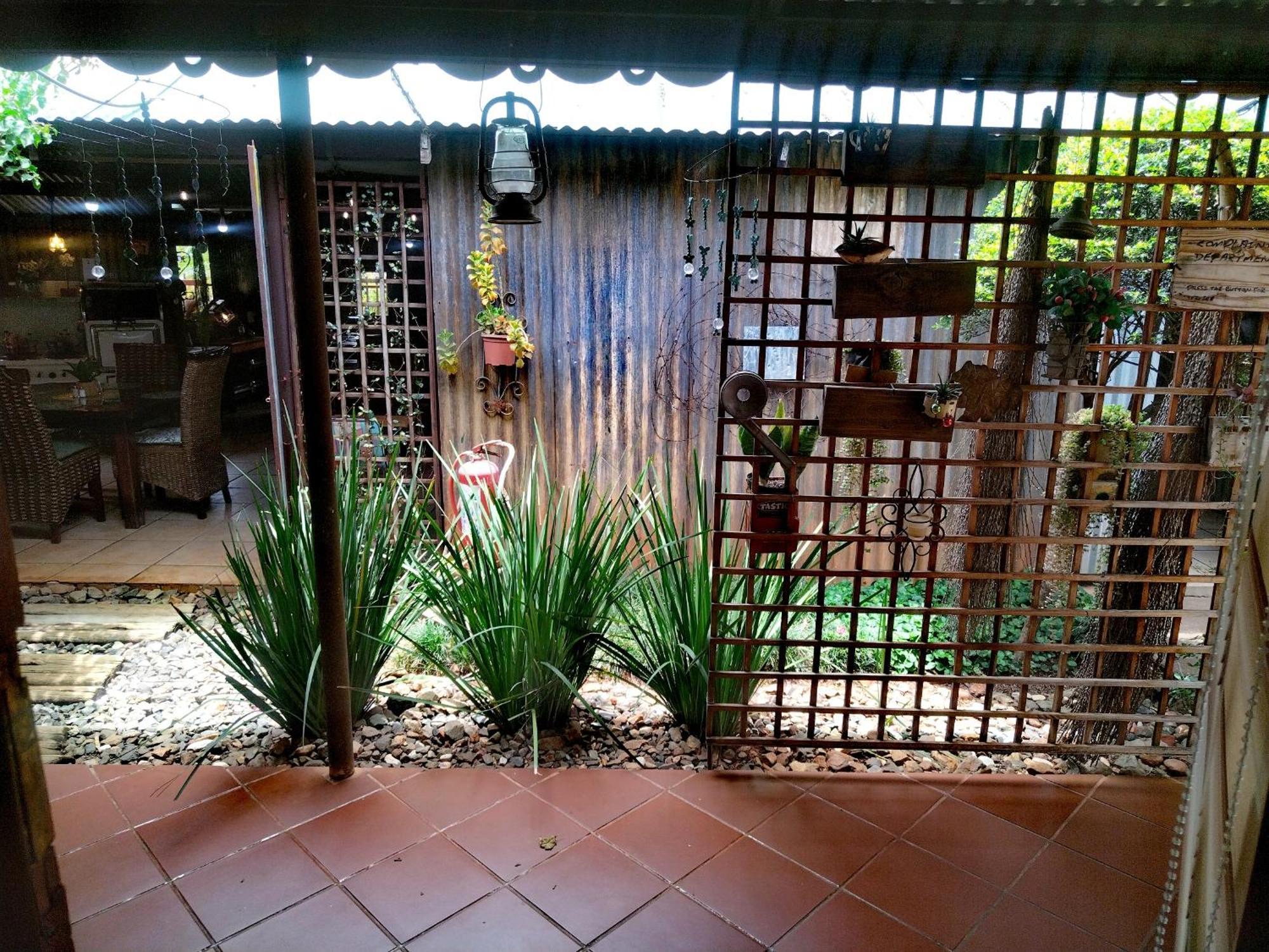 Africas Eden Guesthouse Mookgophong Eksteriør bilde