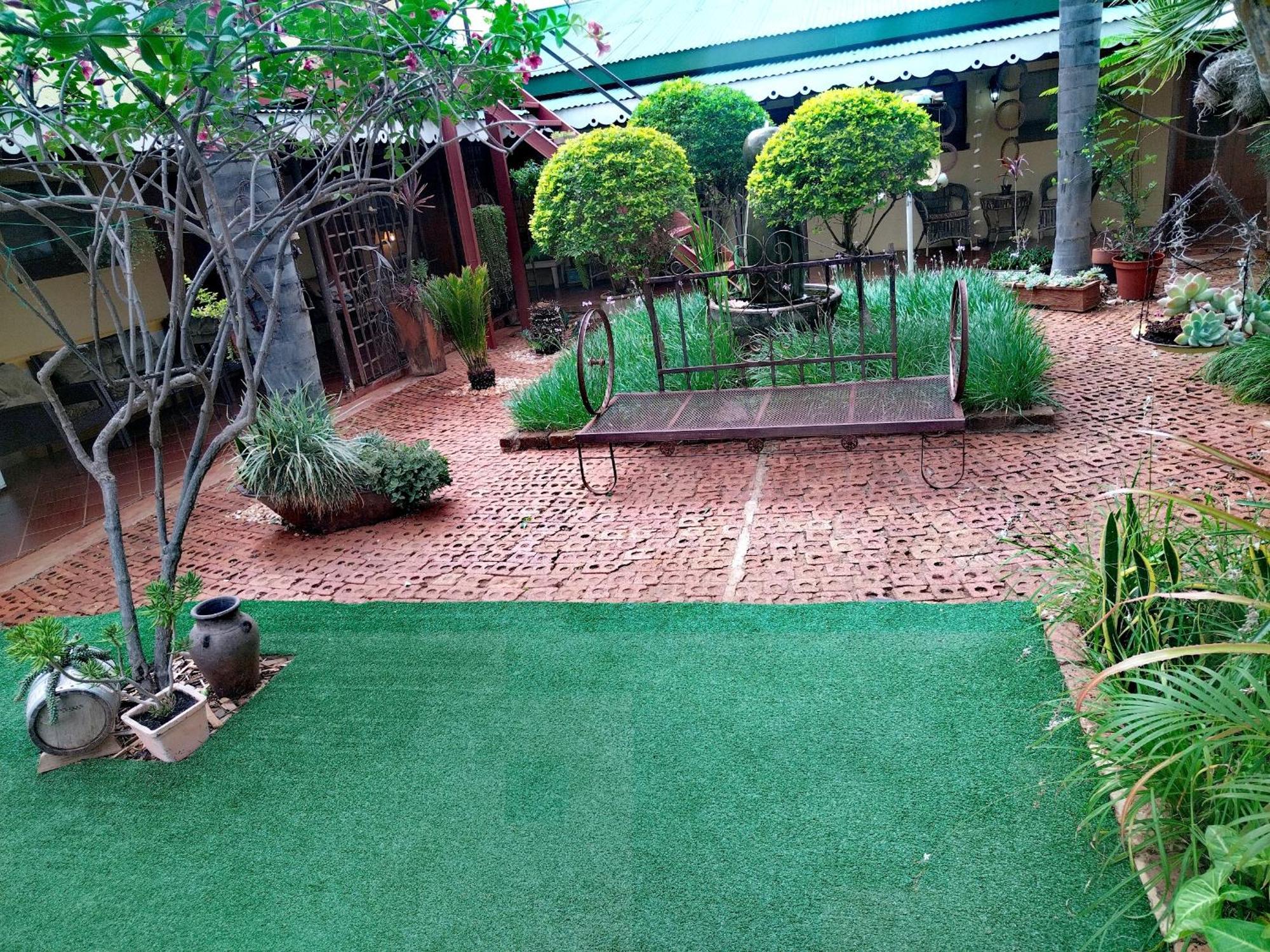 Africas Eden Guesthouse Mookgophong Eksteriør bilde